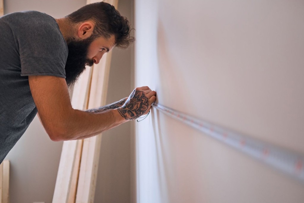 Measuring fixed points in a kitchen